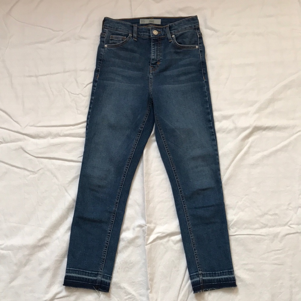 Topshop Moto Blue Raw Hem Jamie Jeans